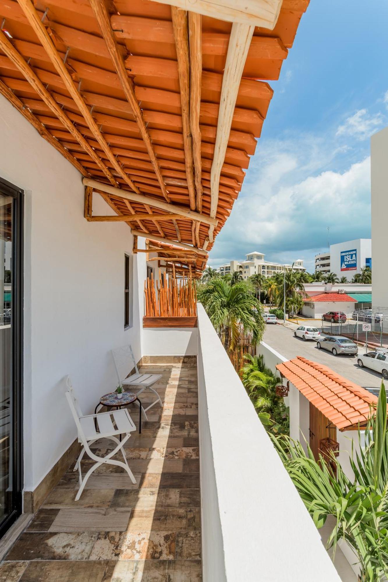 *Casa Aluxes- Guesthouse* Cancun Luaran gambar
